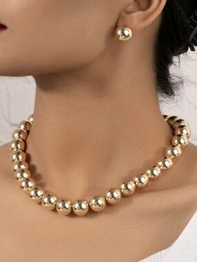 Gold Beaded Choker Necklace - Elegant Statement Jewelry